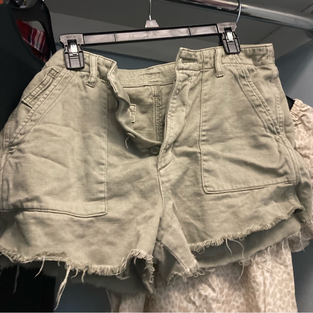 American Eagle Outfitters olive green jean shorts size 12